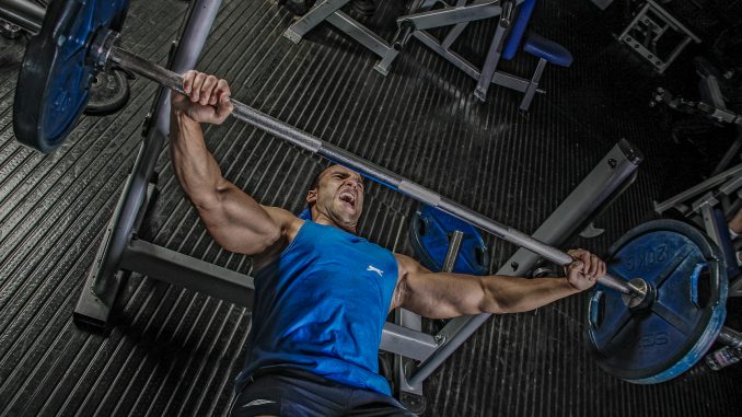 bench-press-kuvvet-antrenmanı