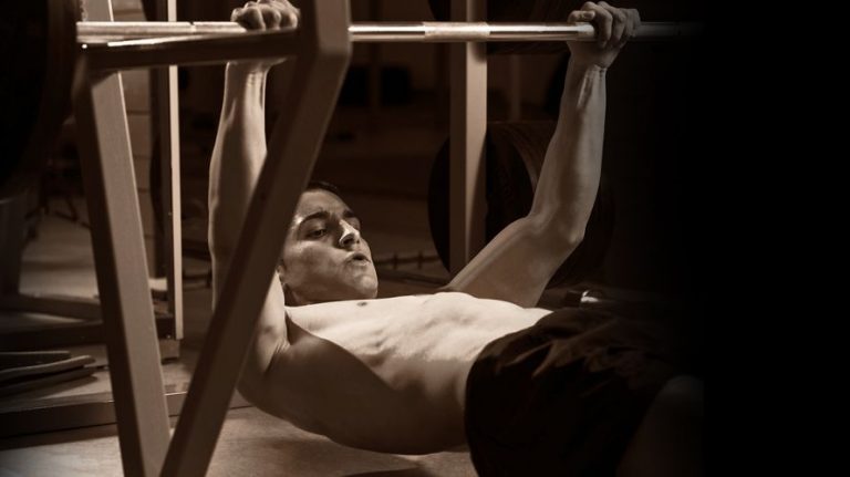 Barfiks Çekemiyorum Diyenlere En İyi Alternatif: Inverted Row