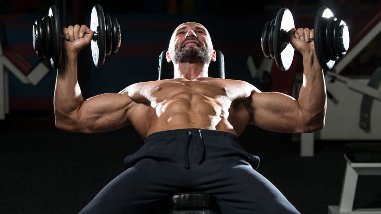 Dambıl Bench Press Egzersizi Nasıl Yapılır?