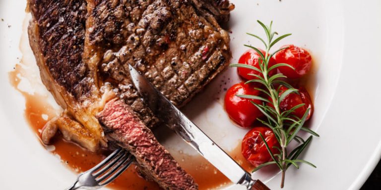 25 Dakikada Yapabileceğiniz Hem Lezzetli Hem Protein Deposu Akşam Yemeği
