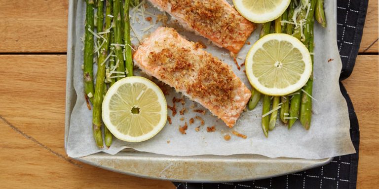 Vücut Geliştiriciler Toplanın, Hem Nefis Hem Protein Deposu Somon Yapıyoruz