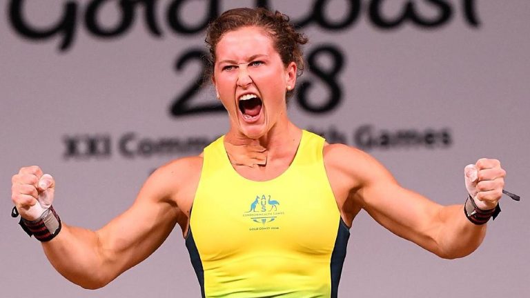 Dünyanın En Fit Kadını Tia-Clair Toomey Altın Madalya Kazanmaya Devam Ediyor