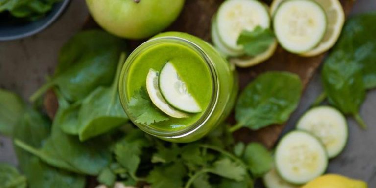 yag-yakimi-icin-mct-oil-ile-smoothie-tarifi