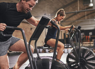 Hangisi Daha Çok Yağ Yakar: Ağırlık mı Kardiyo mu?